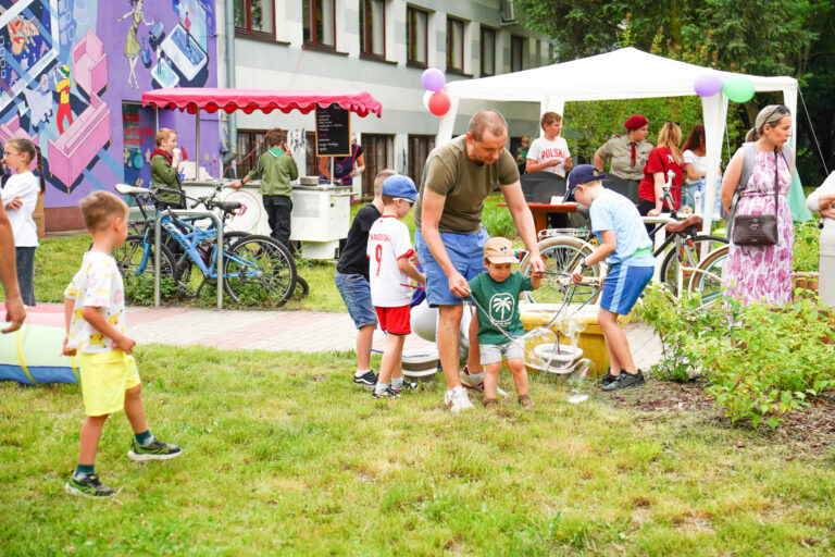 Relacja z Pikniku z okazji Dnia Dziecka przy CKiE „Bakara”